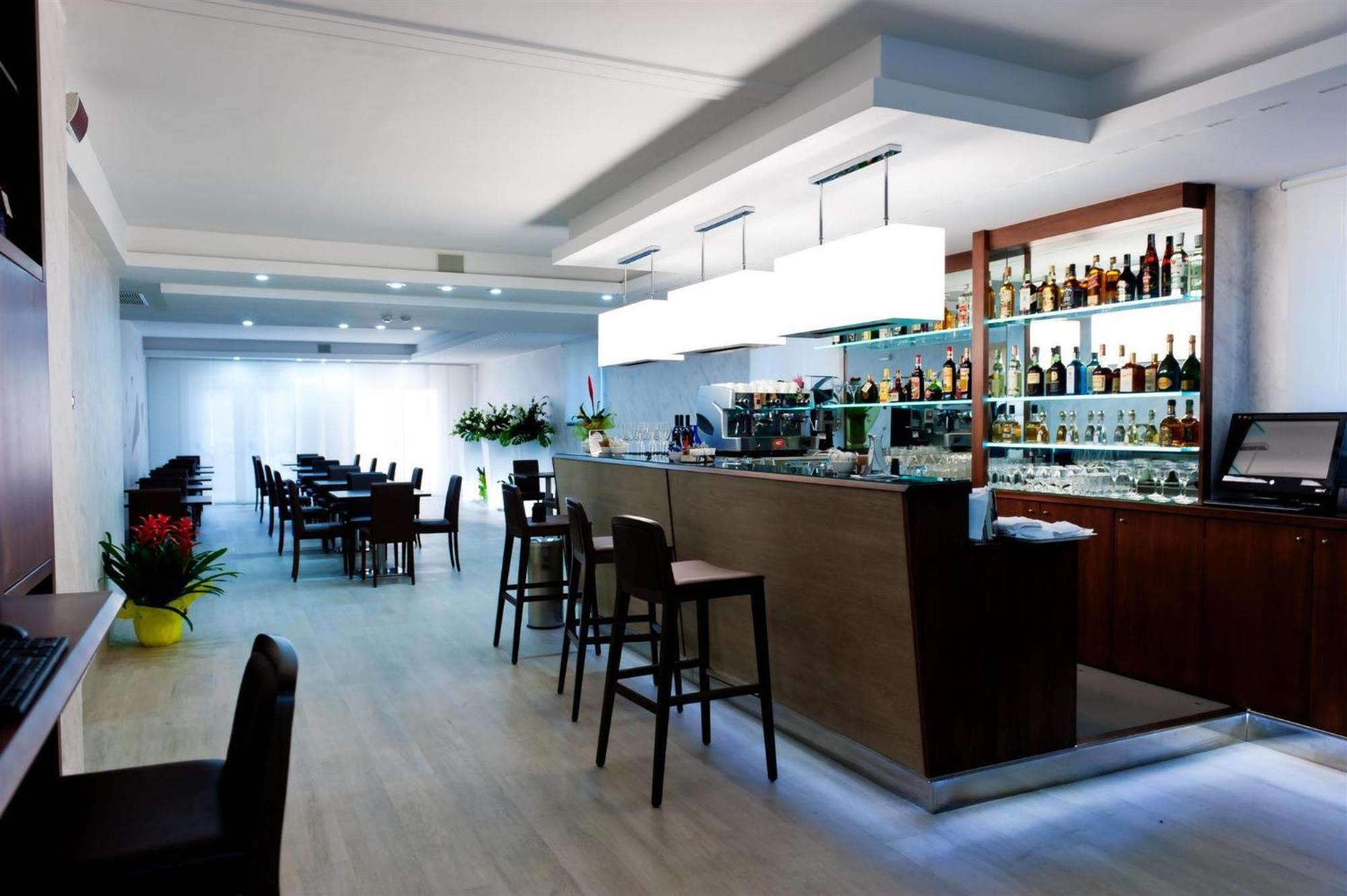 Vea Resort Hotel Mercato San Severino Buitenkant foto