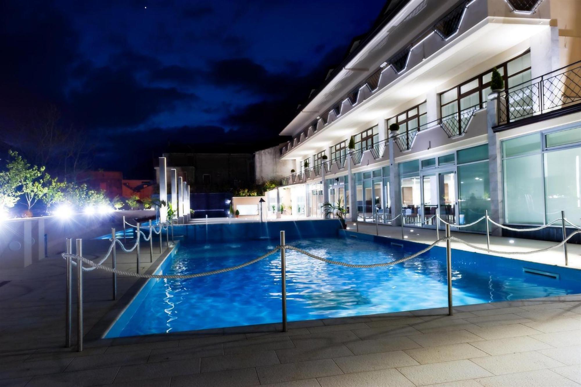 Vea Resort Hotel Mercato San Severino Buitenkant foto