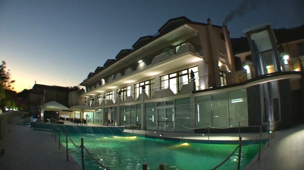Vea Resort Hotel Mercato San Severino Buitenkant foto