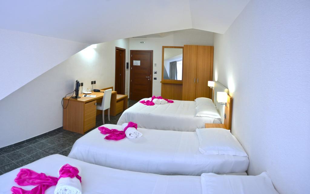 Vea Resort Hotel Mercato San Severino Kamer foto