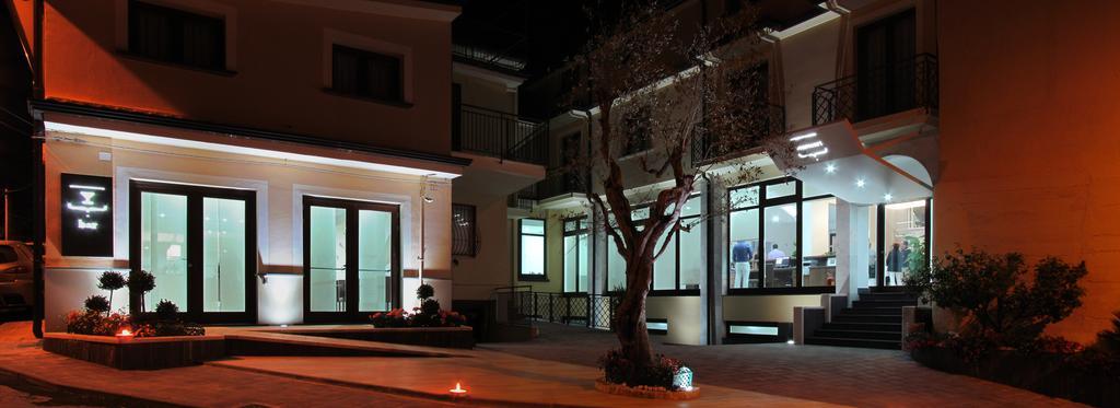 Vea Resort Hotel Mercato San Severino Buitenkant foto