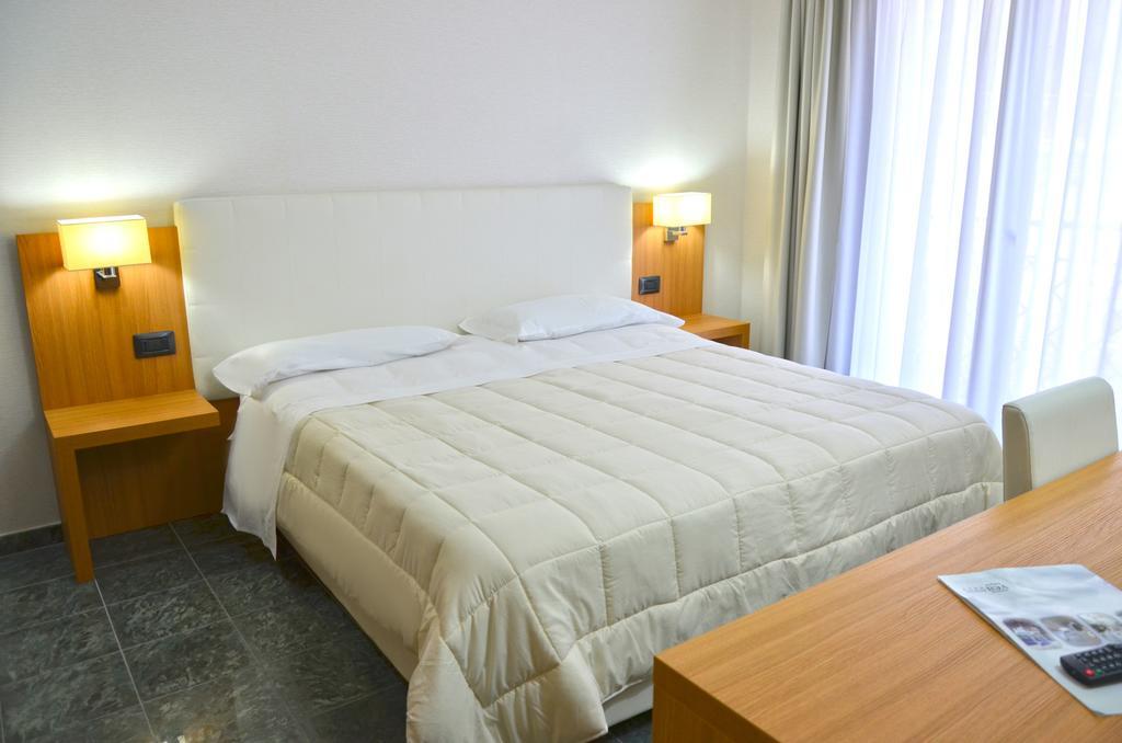 Vea Resort Hotel Mercato San Severino Kamer foto