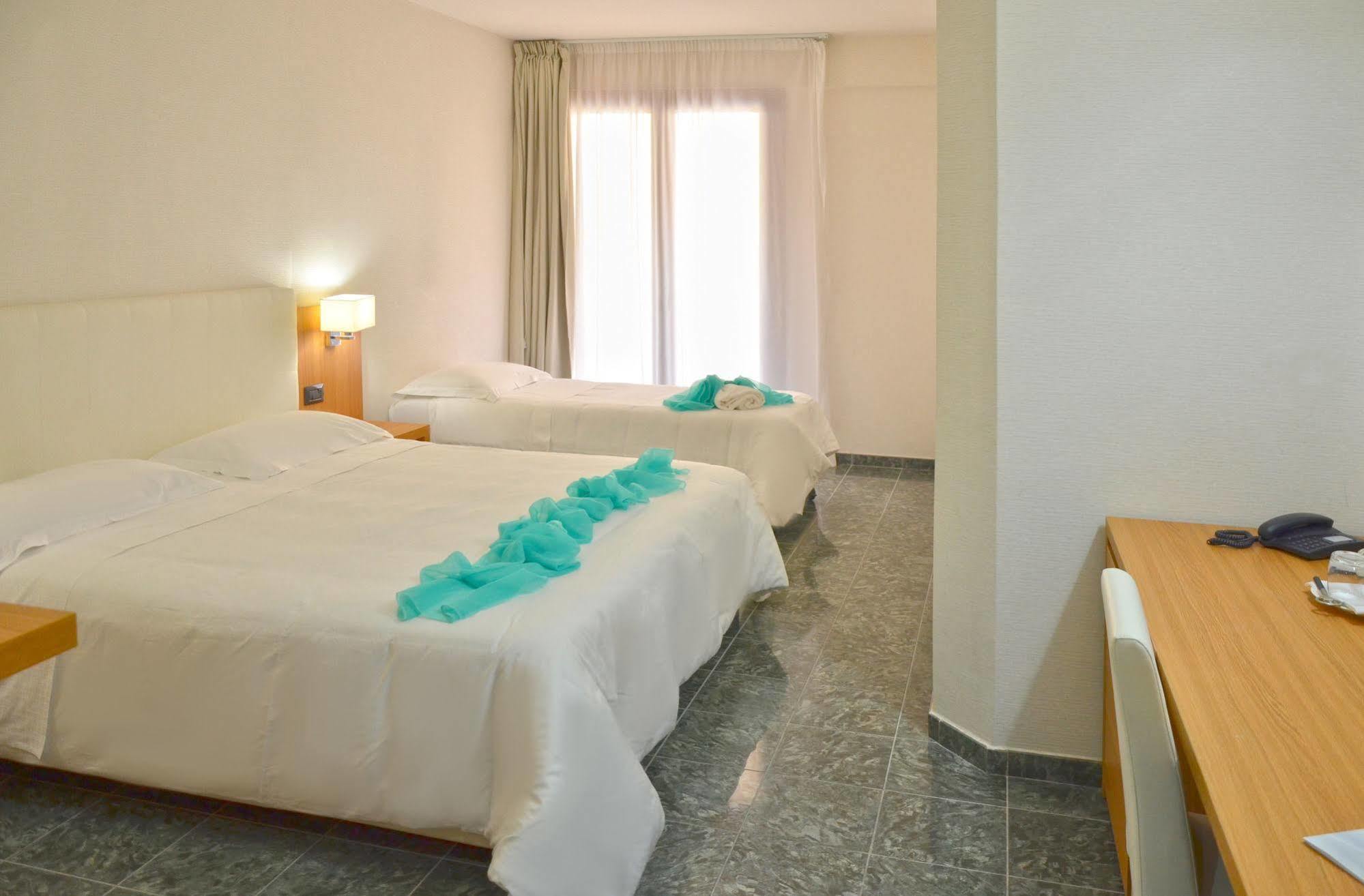 Vea Resort Hotel Mercato San Severino Buitenkant foto