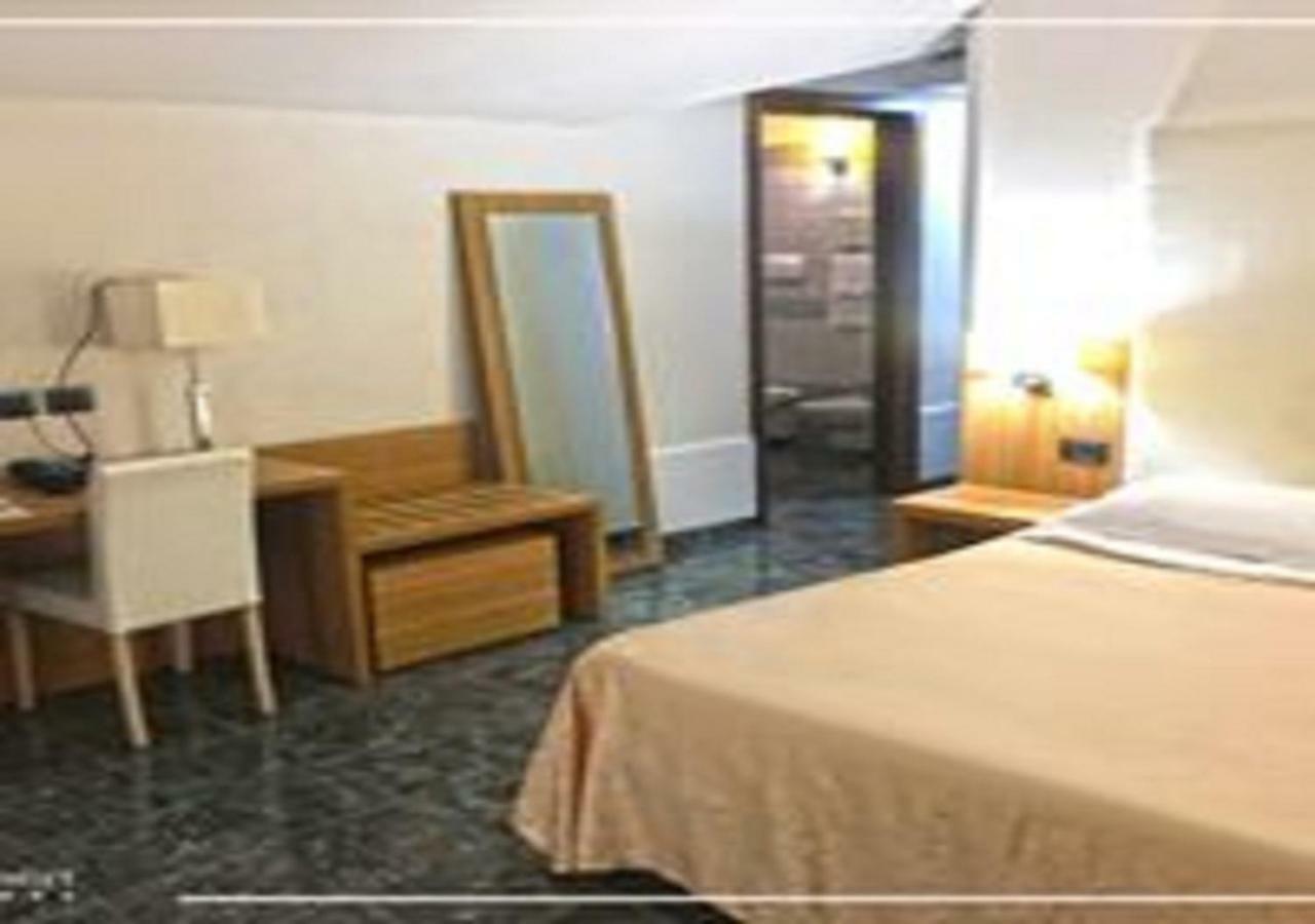 Vea Resort Hotel Mercato San Severino Buitenkant foto